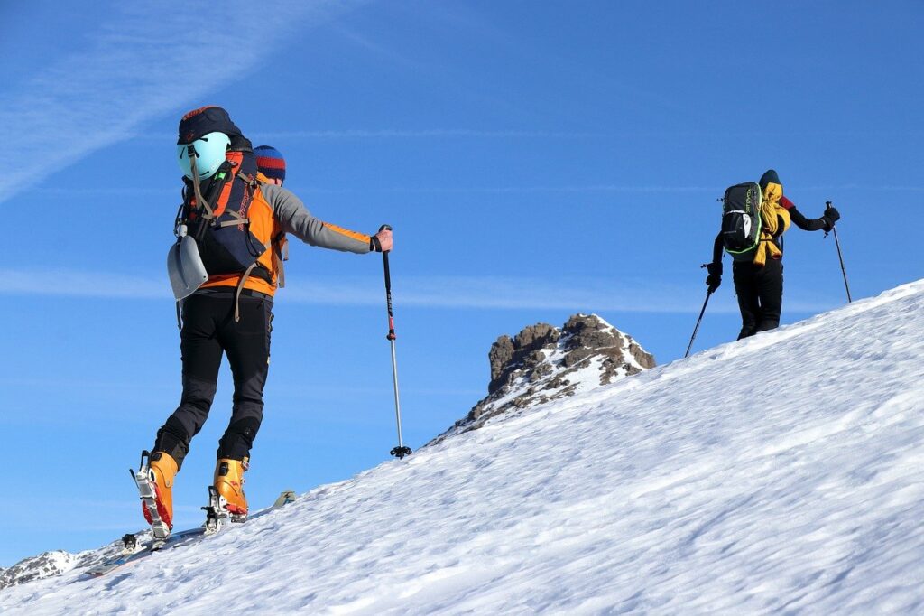 mountains, snow, ski-7846880.jpg